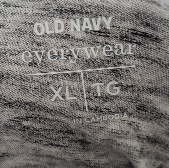 T-Shirt - Picture 3 of 3